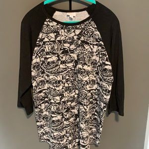 Black and Gray Lularoe Randy